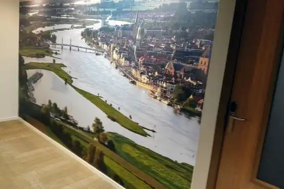 Topkwaliteit Airtex fotobehang uit één stuk met matte uitstraling en haarscherpe print, geschikt voor grote wanddecoraties in woning, kantoor.