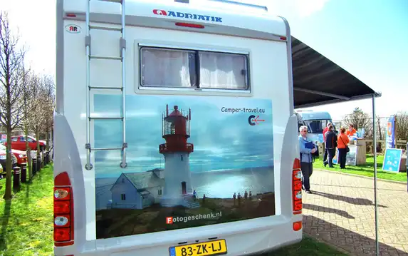 Fotogeschenk stickers voor auto's, campers en ander buitengebruik.